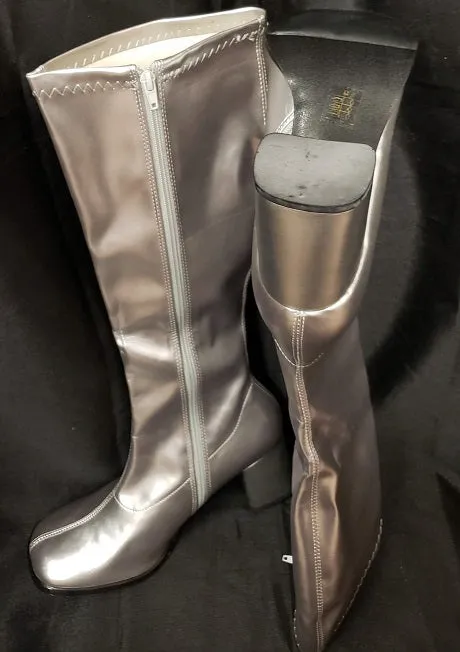 3" Gogo -- Women's Dress Boot -- Silver