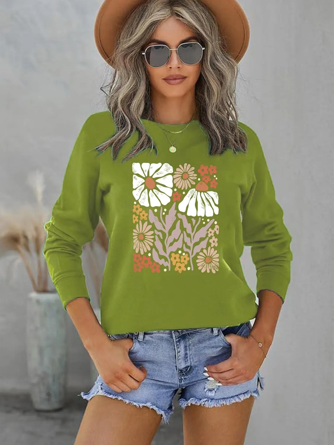 Flower Sweatshirt Women Wildflower Shirts Vintage Minimalistic Flower Print Sweatshirt Fall Autumn Pullover Tops