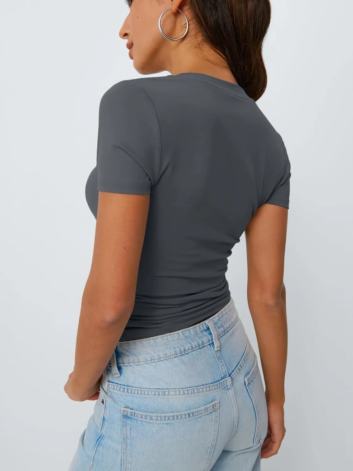 Trendy Queen Womens Basic V Neck Short Sleeve T Shirts Slim Fit Crop Y2k Tee 2025 Summer Cute Gym Fashion Clothes
