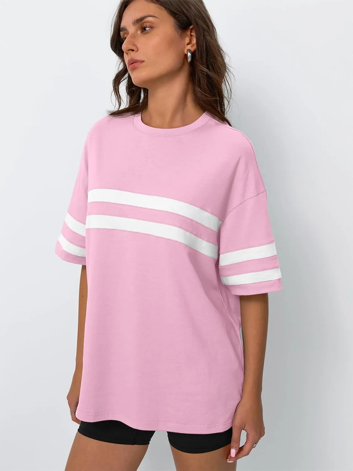 Trendy Queen Womens Oversized Tee Shirts Loose Fit Tops Round Neck Color Block Half Sleeve Casual Summer Clothes 2025