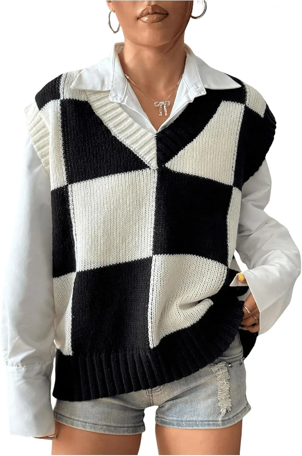 Verdusa Women's Checkered Knit Sweater Vest Loose V Neck Knit Plaid Vest Top